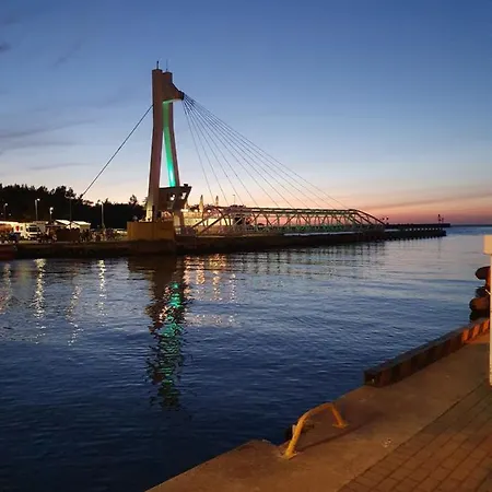 Apartment Wakacyjny Ines -ustka-na Wydmie,samodzielne Zameldowanie,garaz Do Dyspozycji Gosci