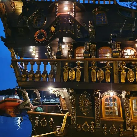 Wakacyjny Ines -ustka-na Wydmie,samodzielne Zameldowanie,garaz Do Dyspozycji Gosci Apartment