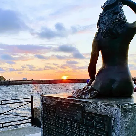 Apartment Wakacyjny Ines -ustka-na Wydmie,samodzielne Zameldowanie,garaz Do Dyspozycji Gosci