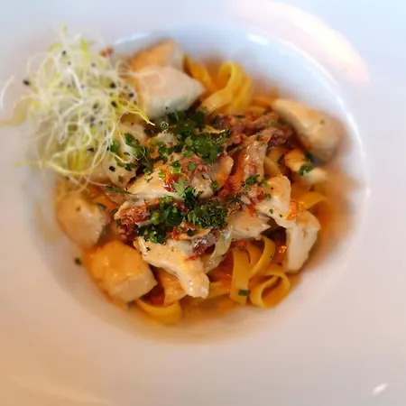 Wakacyjny Ines -ustka-na Wydmie,samodzielne Zameldowanie,garaz Do Dyspozycji Gosci