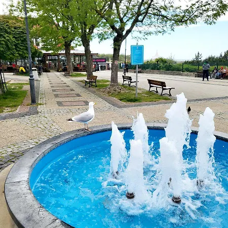 Wakacyjny Ines -ustka-na Wydmie,samodzielne Zameldowanie,garaz Do Dyspozycji Gosci 乌斯特卡